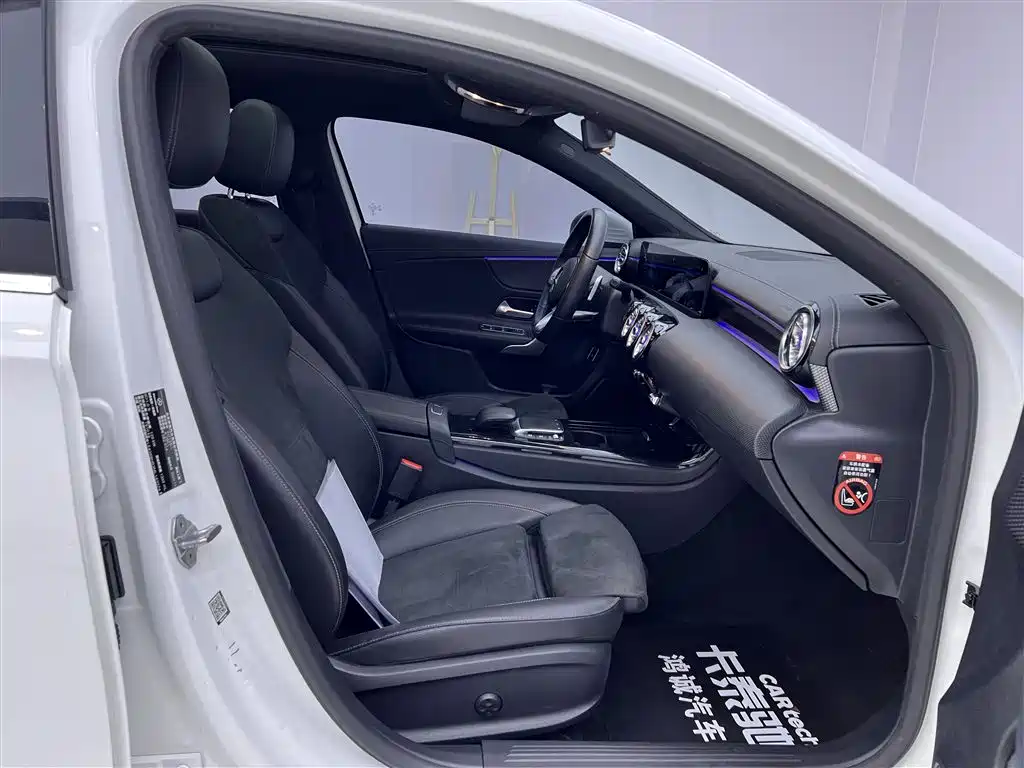 Mercedes-Benz A-Class 2020 — фото 19