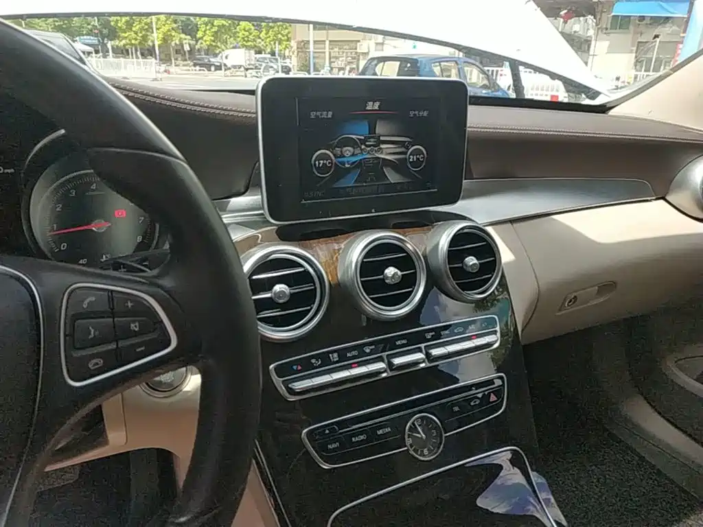 Mercedes-Benz C-Class 2017 — фото 13