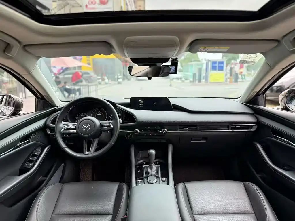 Mazda 3 Angkesela 2024