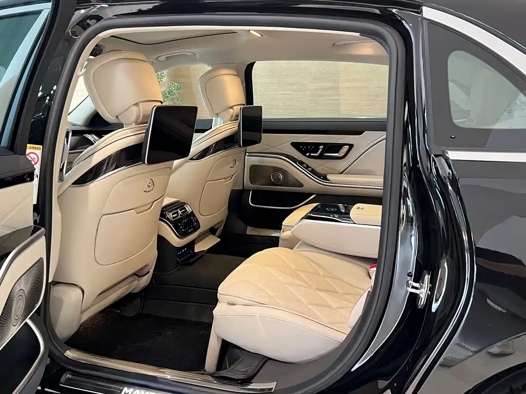 Mercedes-Benz Maybach S-Class 2025 — фото 10