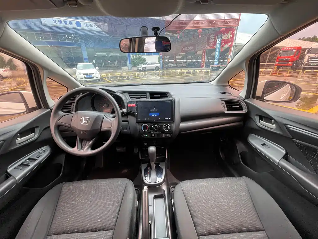 Honda Fit 2015