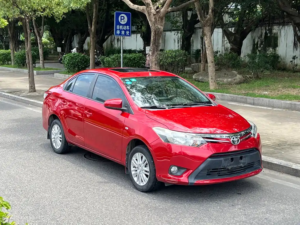 Toyota Vios 2014 — фото 3