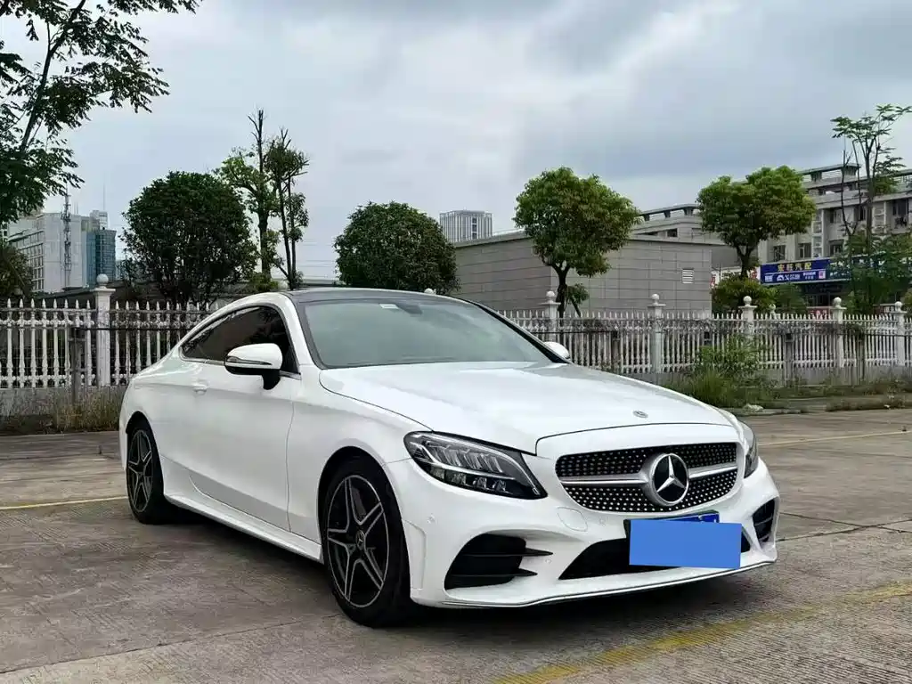 Mercedes-Benz C-Class 2021