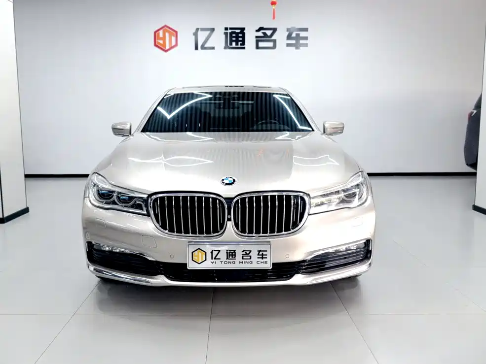 BMW 7 Series 2016 — фото 2