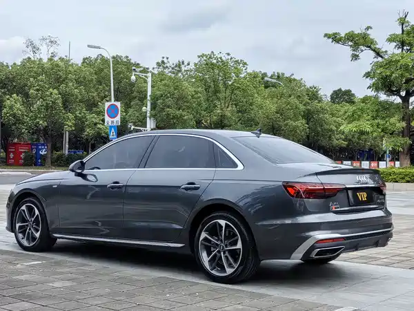 Audi A4L 2024