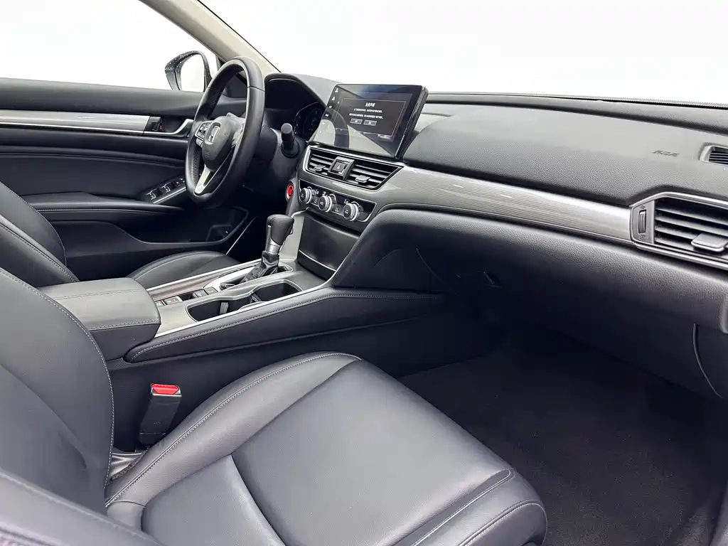 Honda Accord 2023 — фото 17