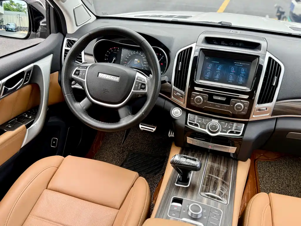 Haval H9 2017 — фото 24