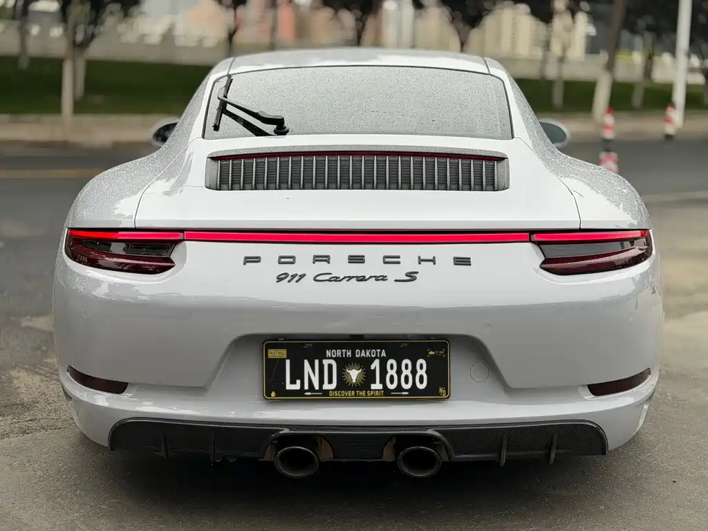 Porsche 911 2016 — фото 6