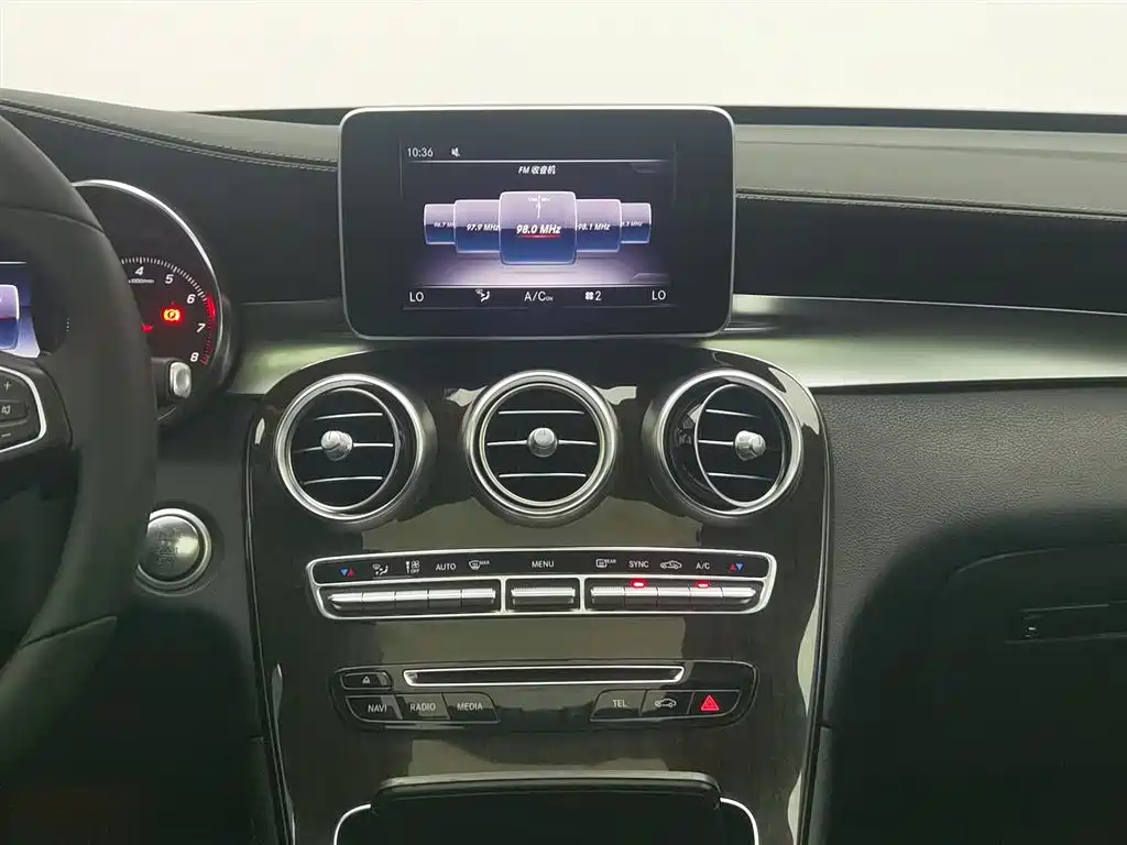 Mercedes-Benz GLC 2019 — фото 12