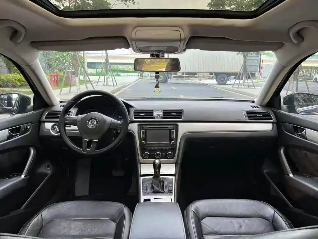 Volkswagen Passat 2014