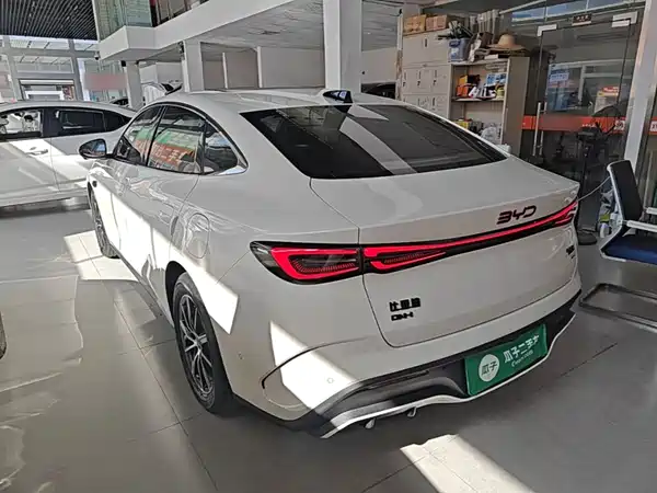 BYD Seal 06 2025