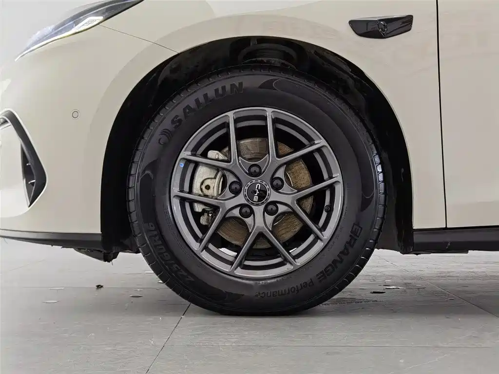 BYD Seal 06 2025 — фото 17