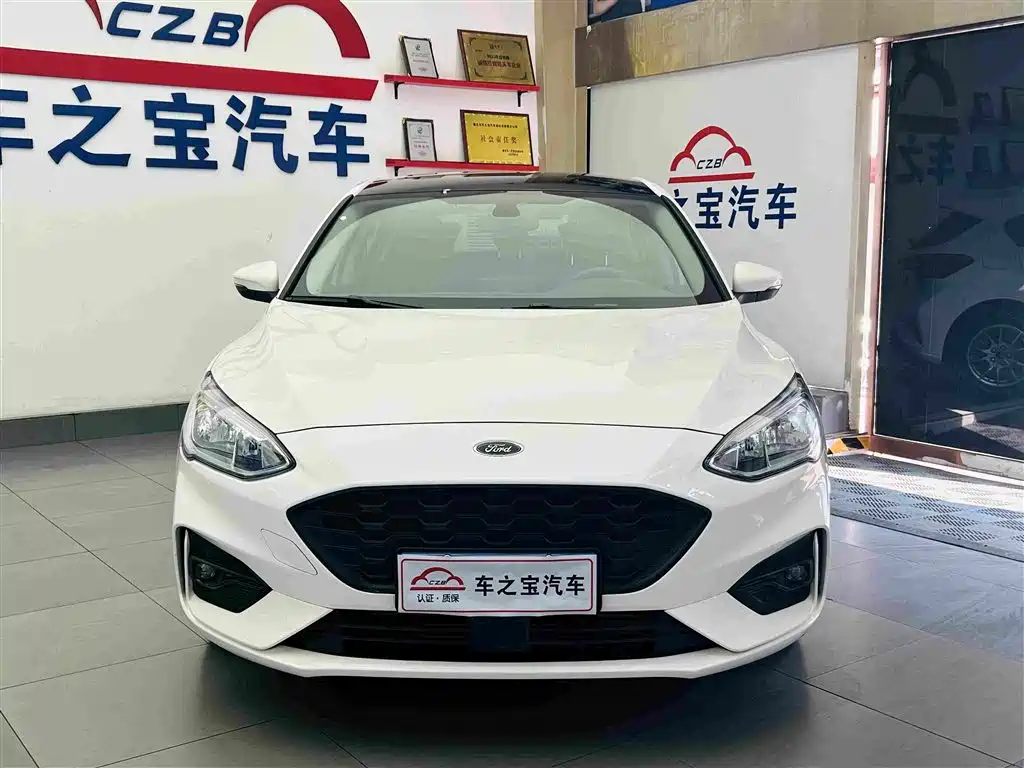 Ford Focus 2020 — фото 2