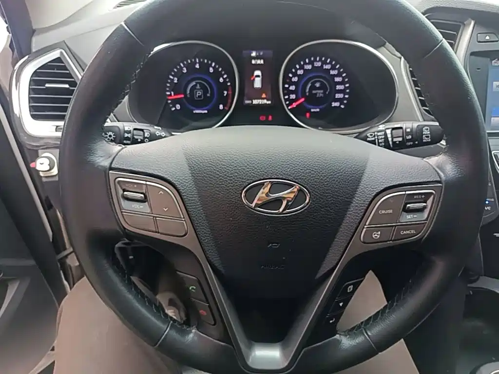 Hyundai Santa Fe 2016 — фото 7