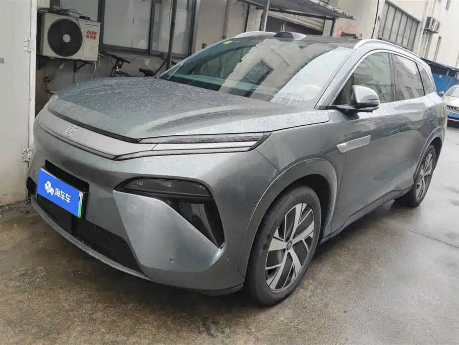 BYD Tang L 2025 — фото 1