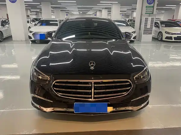 Mercedes-Benz E-Class 2023