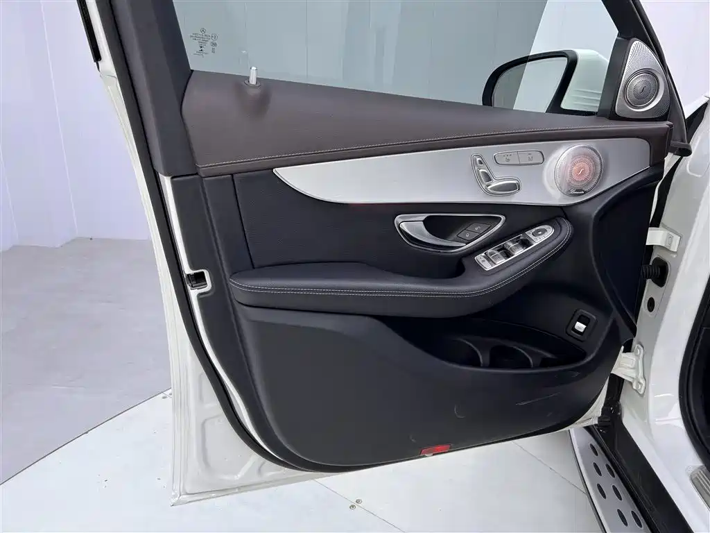 Mercedes-Benz GLC 2022 — фото 17