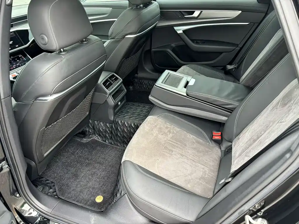 Audi A6L 2021