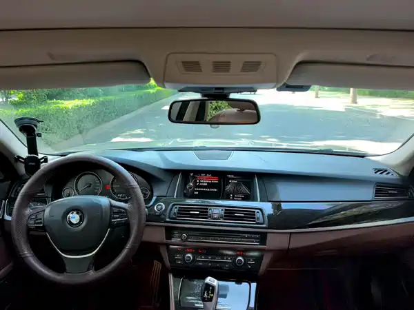 BMW 5 Series 2016
