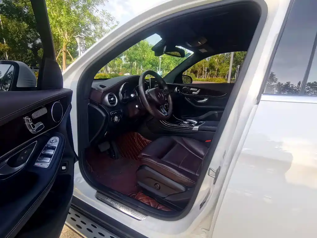 Mercedes-Benz GLC 2018