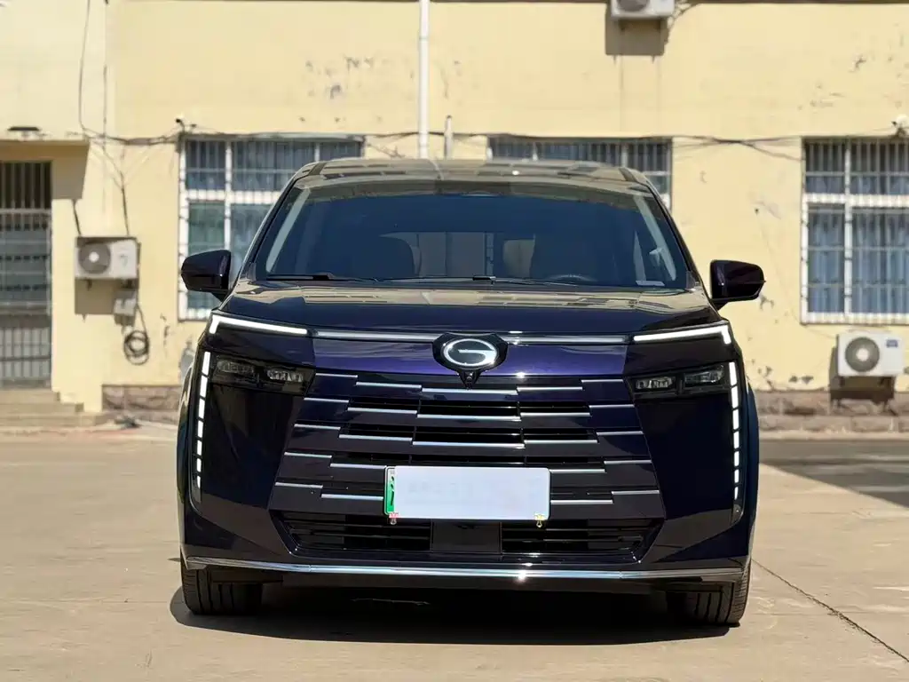 GAC Trumpchi E8 PHEV 2024 — фото 2