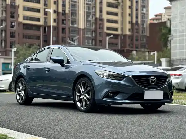 Mazda Atenza 2015