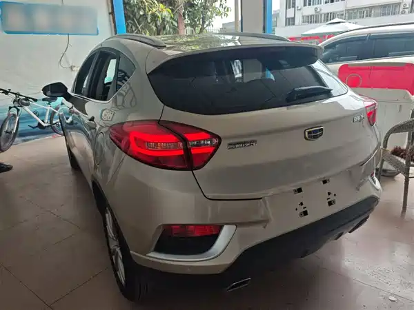 Geely Emgrand GS 2016