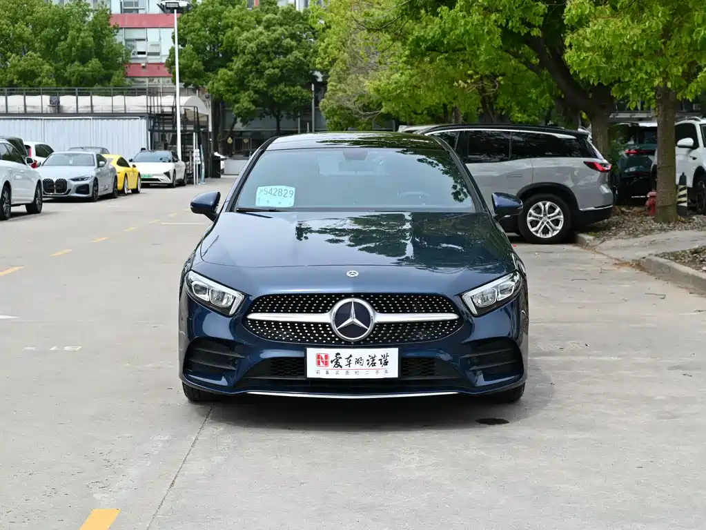 Mercedes-Benz A-Class 2019 — фото 1