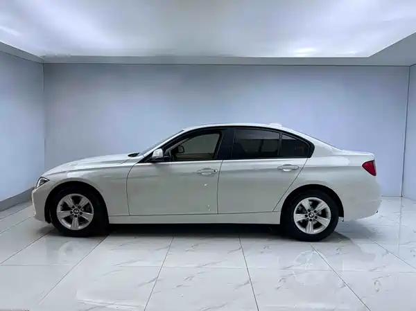 BMW 3 Series 2015