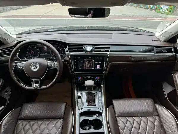 Volkswagen Phideon 2019