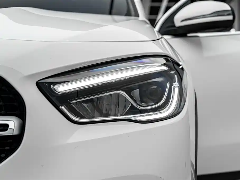 Mercedes-Benz GLA 2020 — фото 34