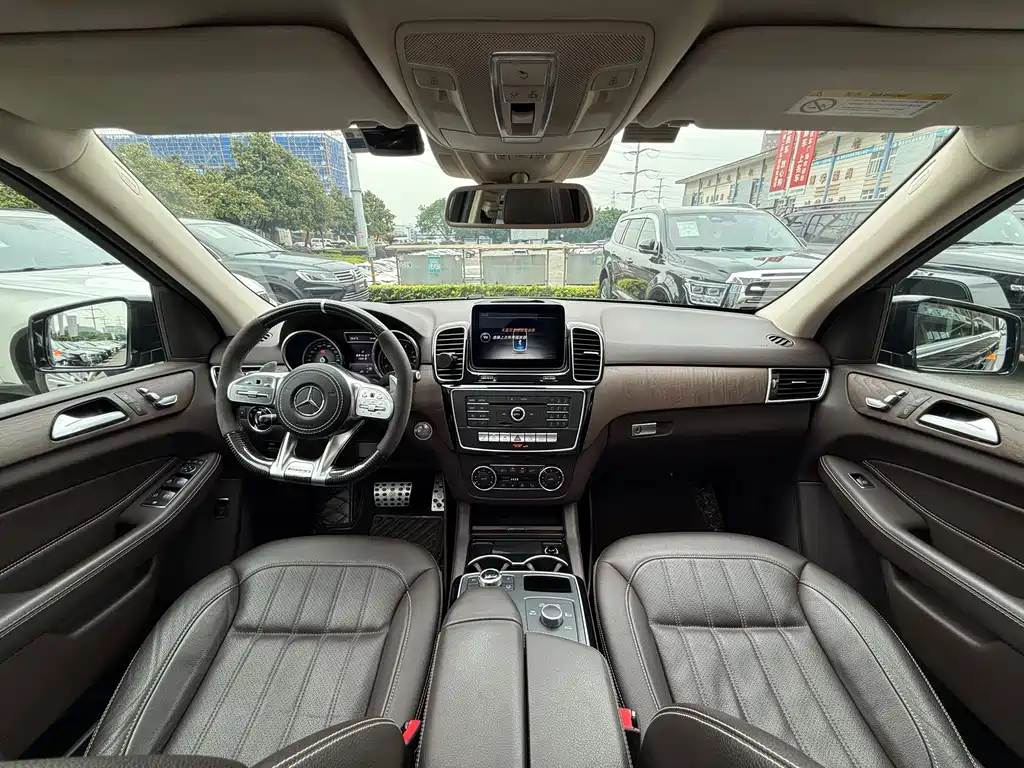 Mercedes-Benz GLE 2017 — фото 14