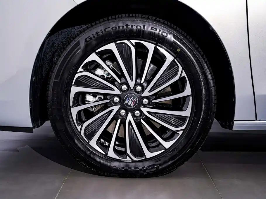 Buick GL8 New Energy 2025 — фото 12