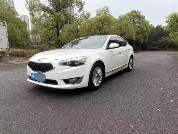Kia Cadenza 2013