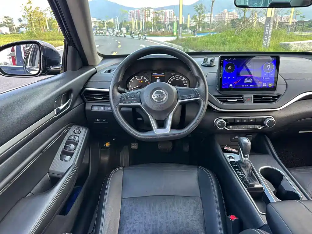 Nissan Teana 2022 — фото 15