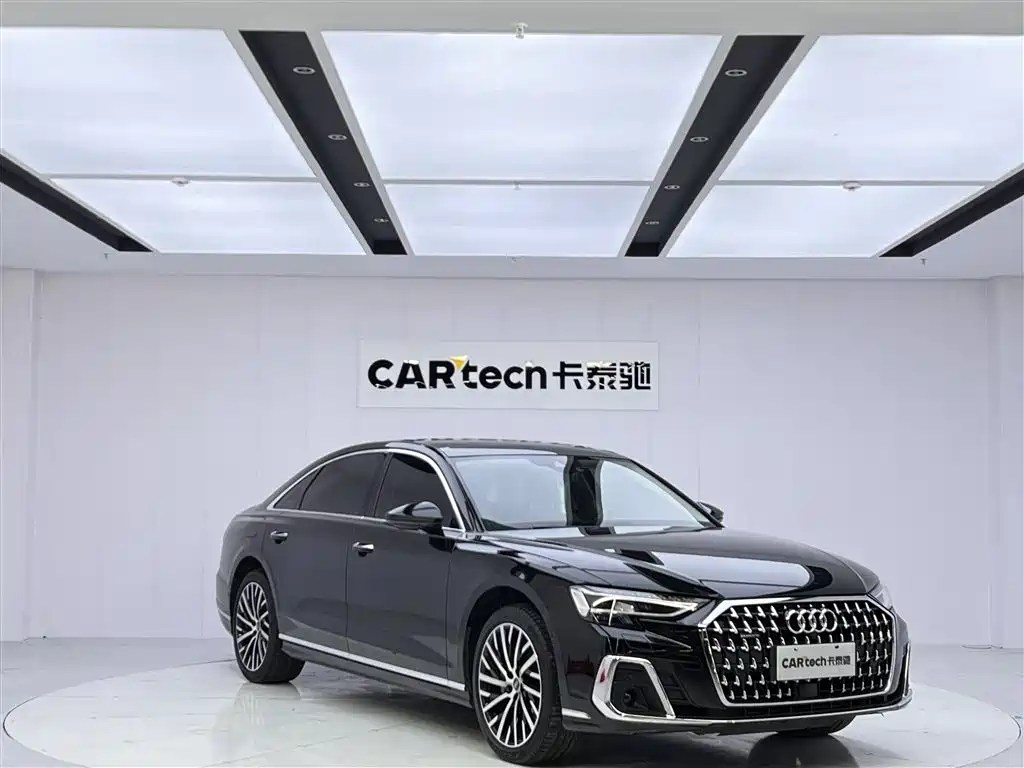 Audi A8 2024
