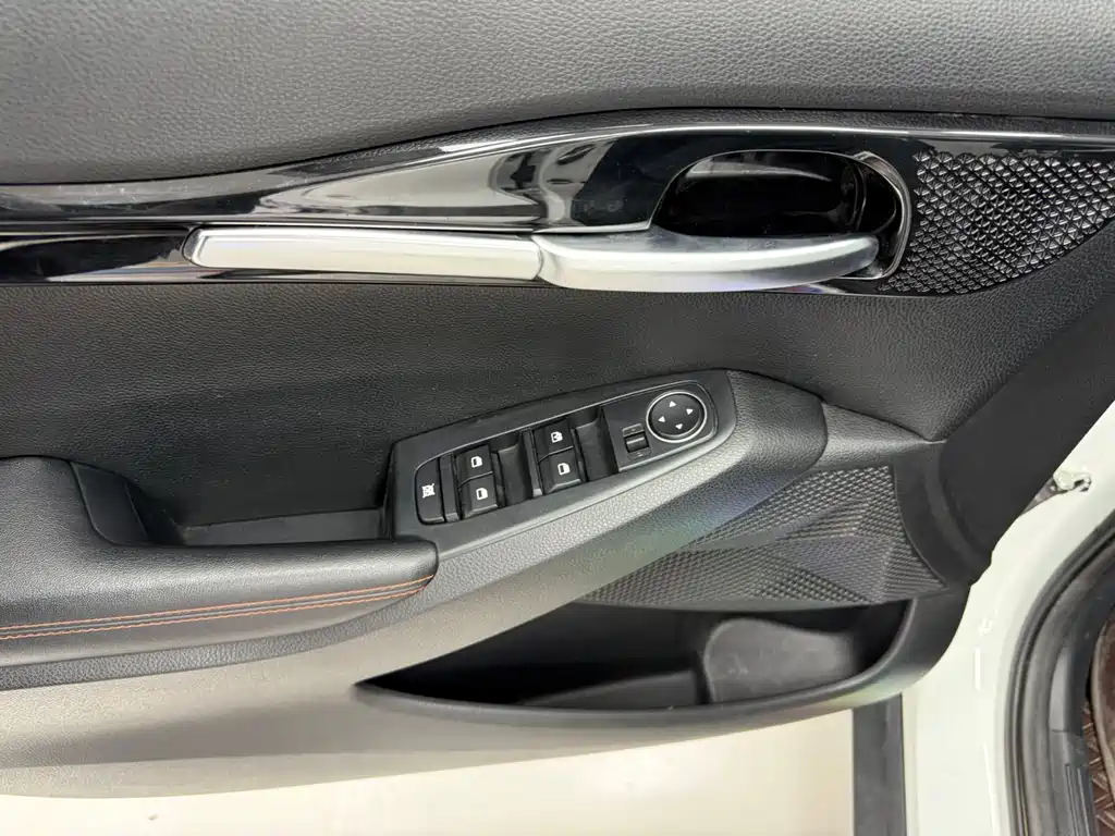 Kia KX3 2021 — фото 13