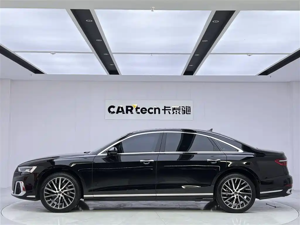 Audi A8 2024 — фото 8