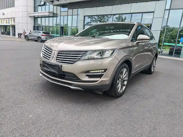 Lincoln MKC 2018