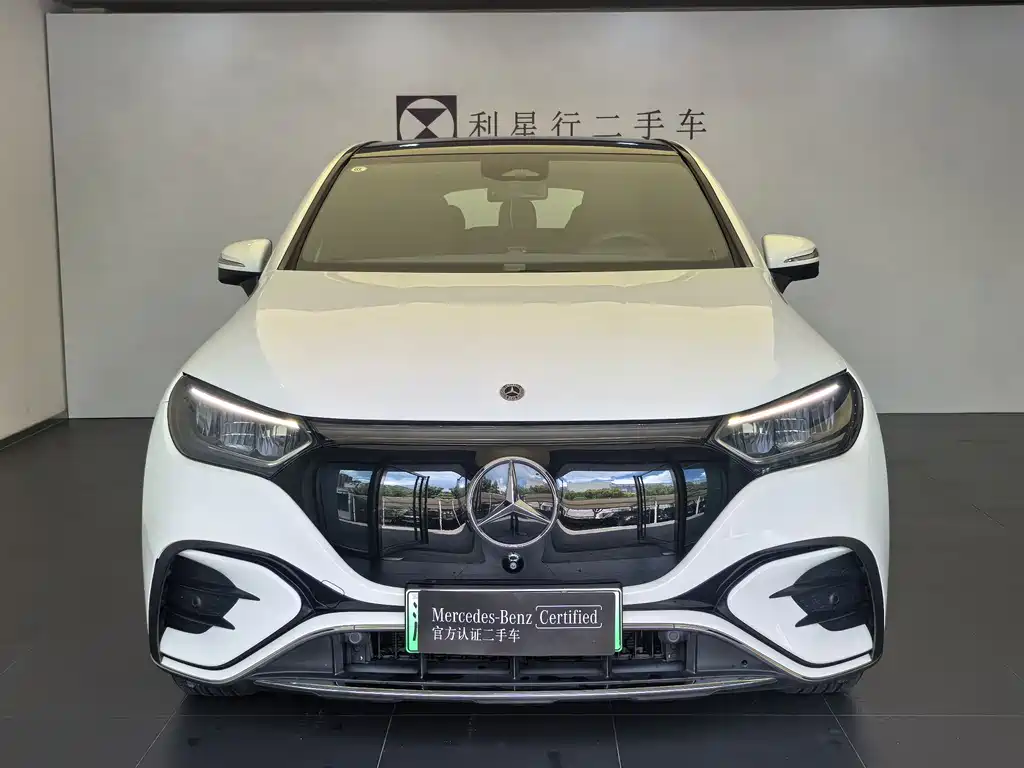 Mercedes-Benz EQE SUV 2025