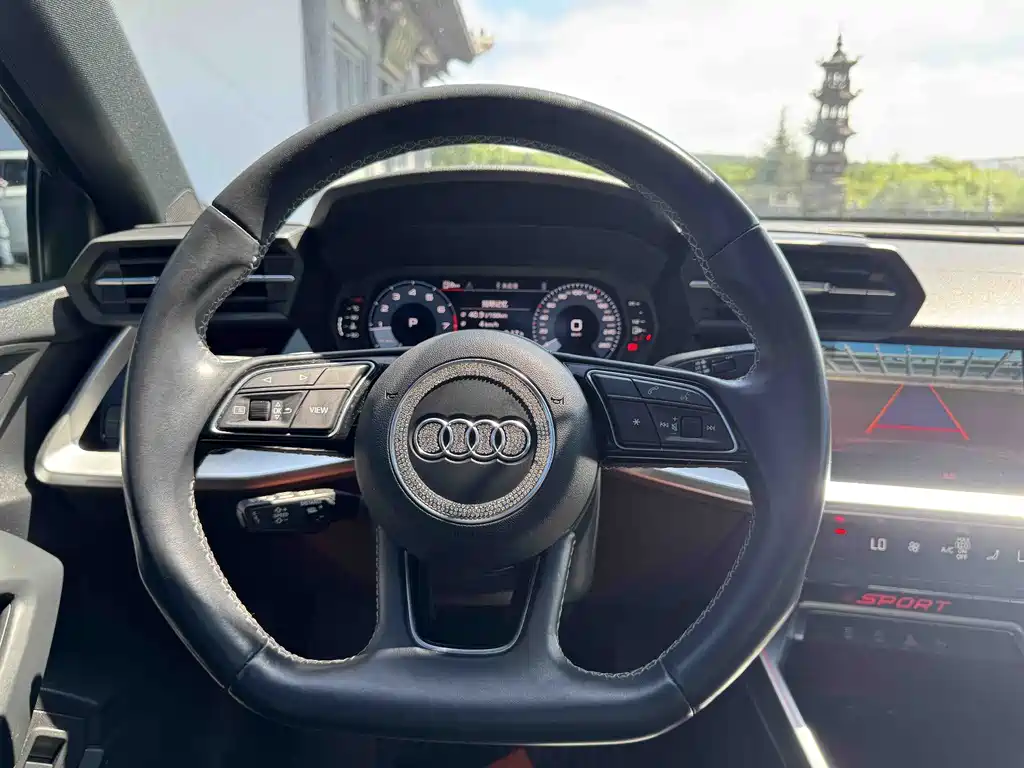 Audi A3 2022 — фото 19