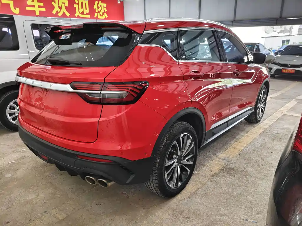 Geely Binyue 2018 — фото 10