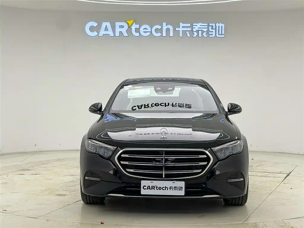 Mercedes-Benz E-Class 2025