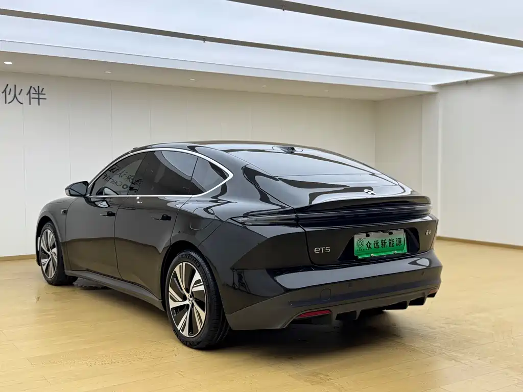 NIO ET5 2024