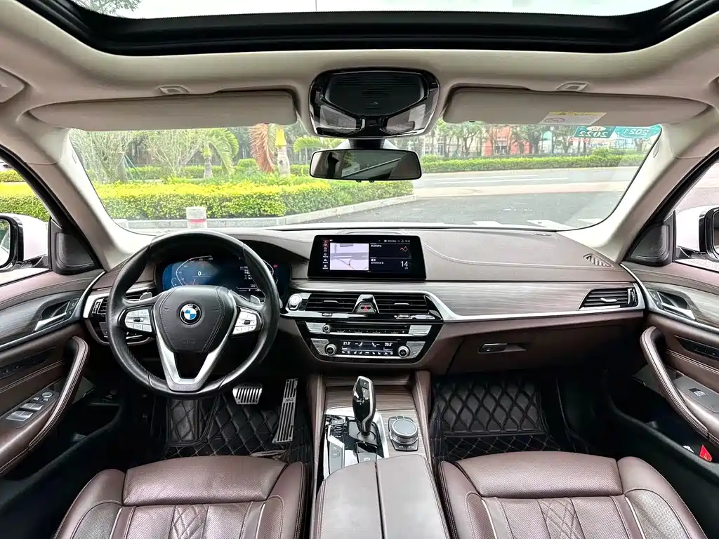 BMW 5 Series 2020