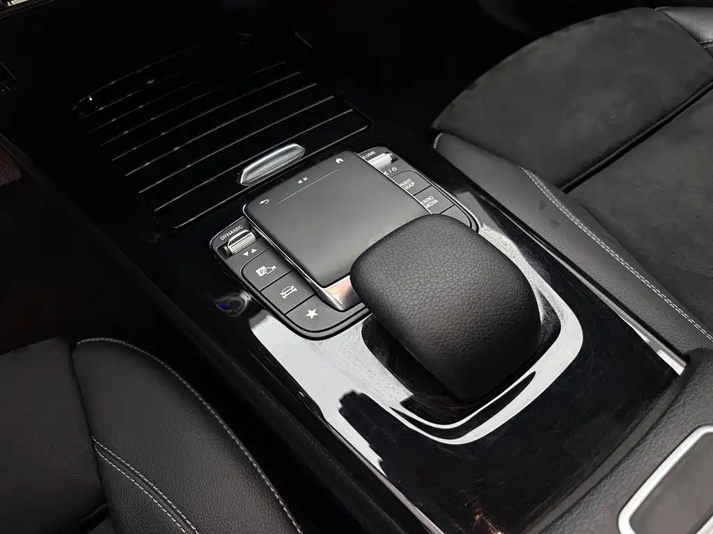 Mercedes-Benz A-Class 2023 — фото 13