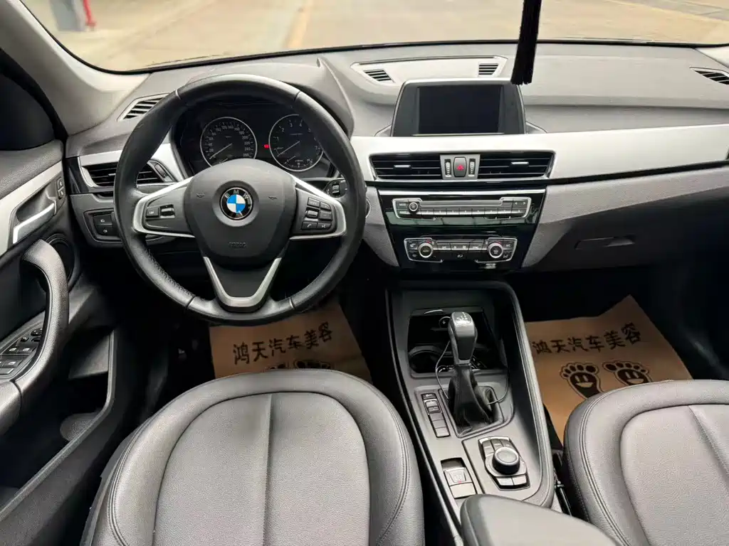 BMW X1 2017 — фото 7