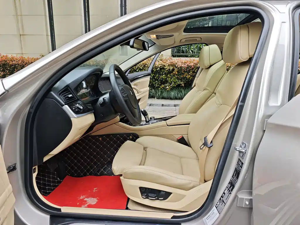 BMW 5 Series 2013 — фото 12