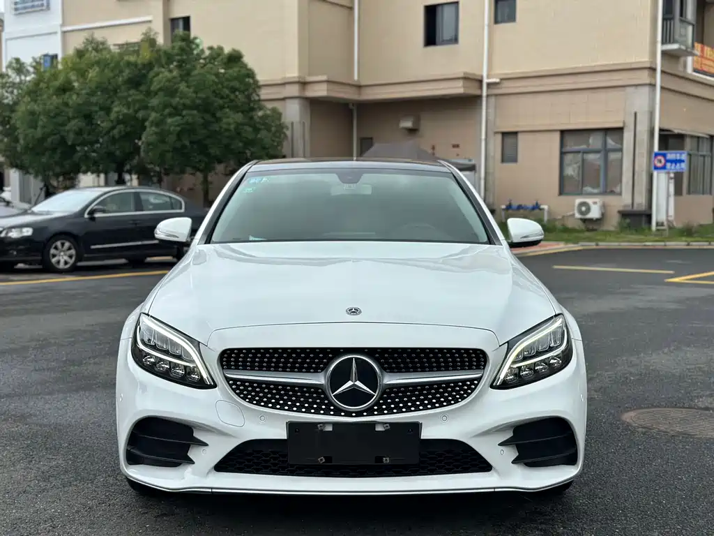 Mercedes-Benz C-Class 2019 — фото 2