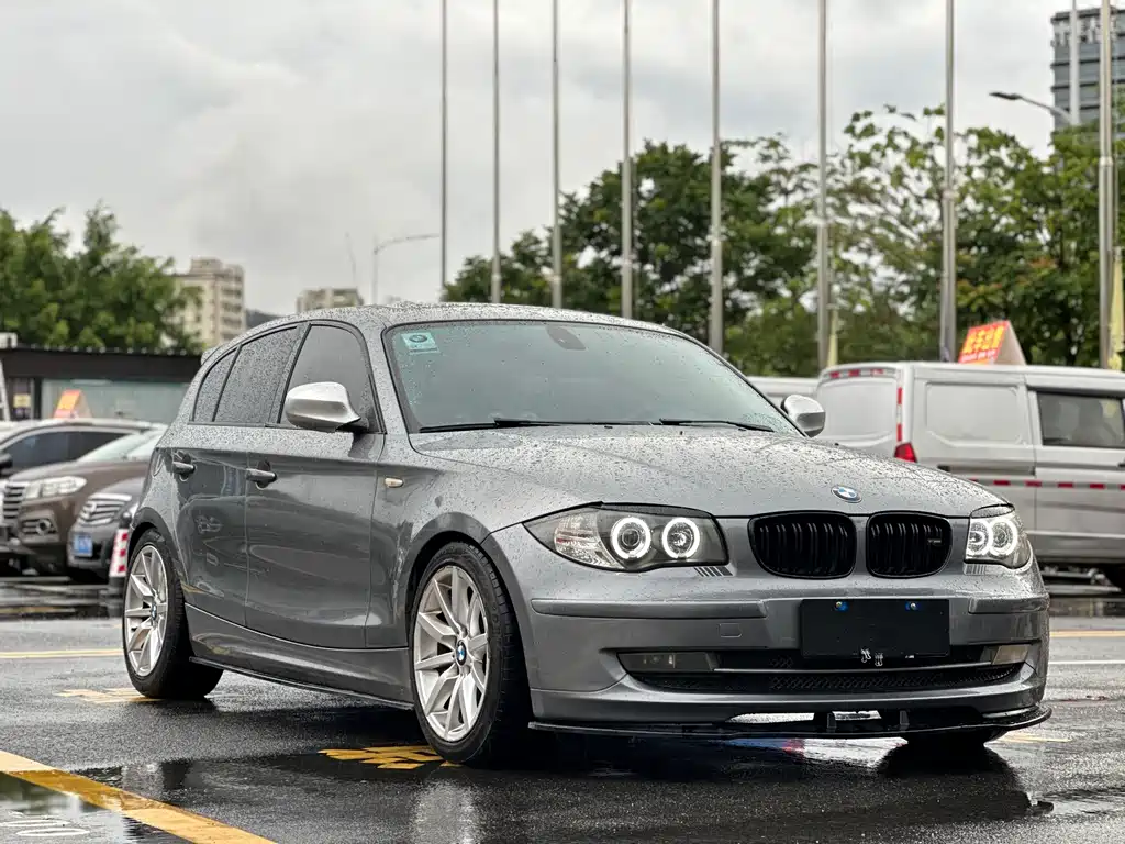 BMW 1 Series 2011